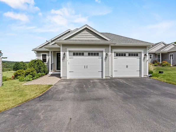 11 Callaway Drive #11, Gray, ME 04039