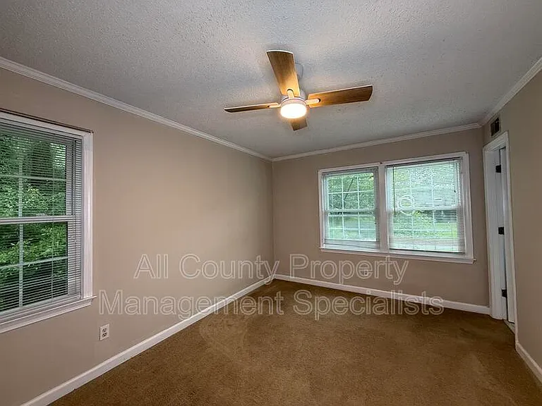 2932 Bagpipe Rd — Photo 8