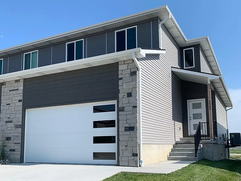 5043 W Amarillo Dr — Photo 1
