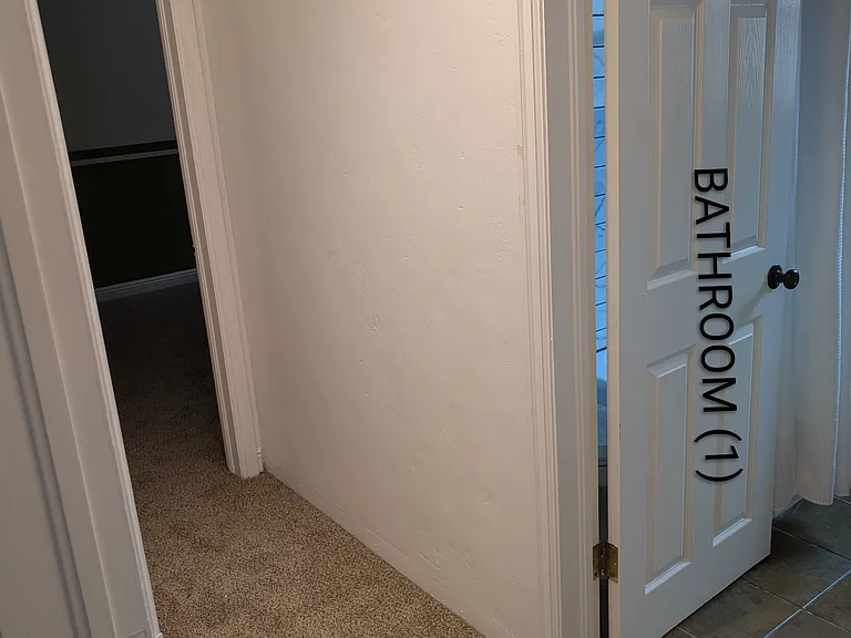 2401 Lomita Verde Dr — Photo 16