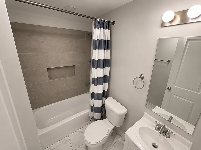 3622 W Franklin Blvd #GARDEN — Photo 6