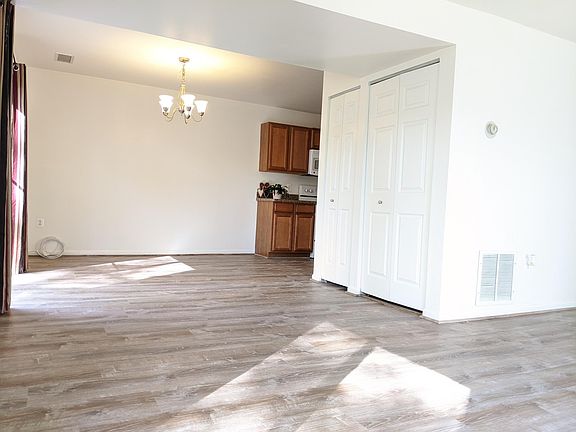 4th image of 18313 Allspice Dr
