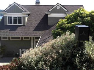 10064 Lake Shore Blvd NE, Seattle, WA 98125