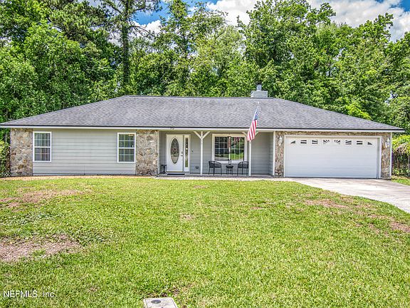 3rd image of 758 ESTATES COVE Road