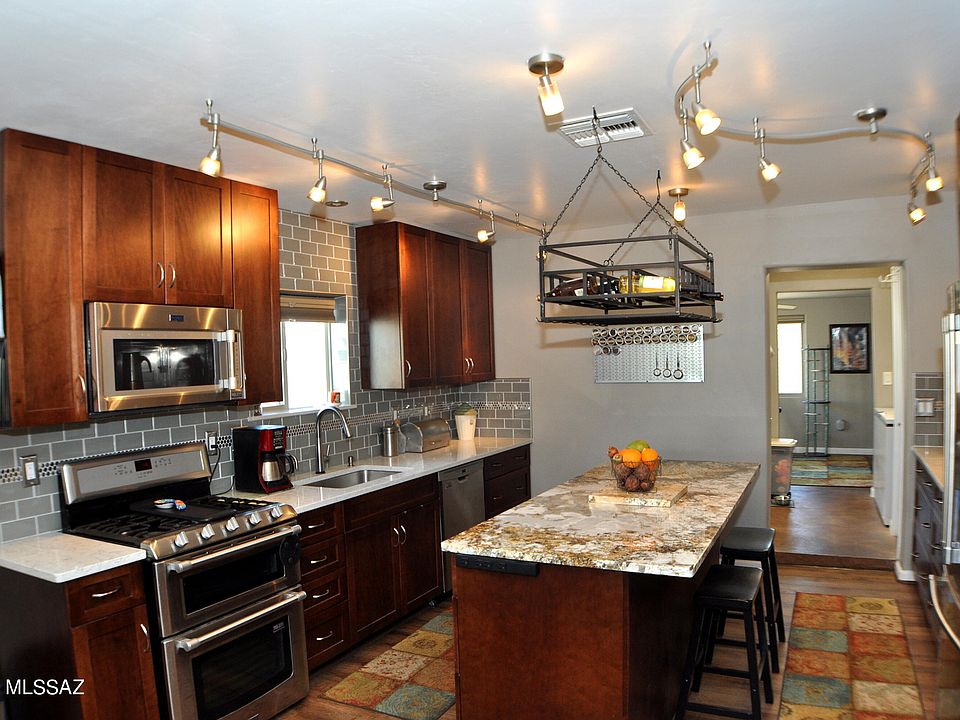 1st image of 5218 N Royal Palm Dr