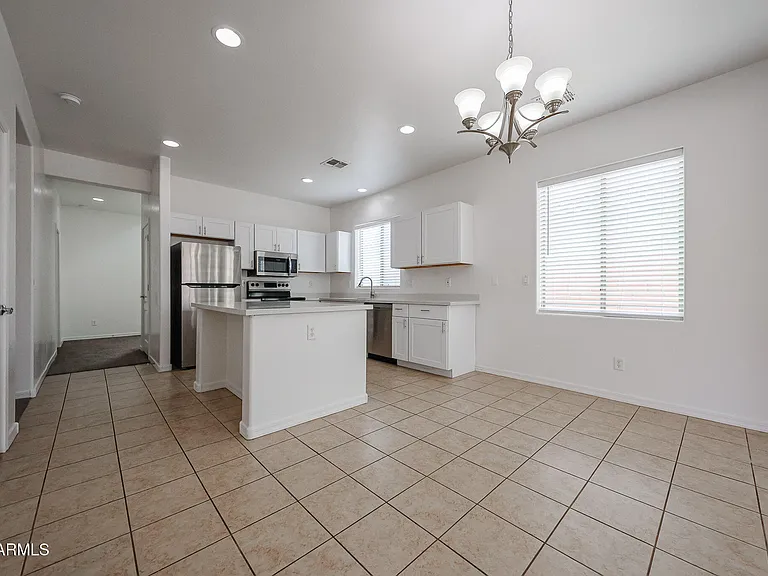 41298 W Parkhill Dr — Photo 20