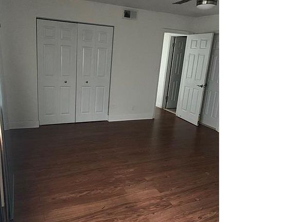 2nd image of 117 Lake Emerald Dr APT 206