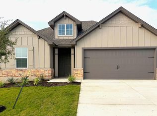 109 Little Green Trl, Jarrell, TX 76537