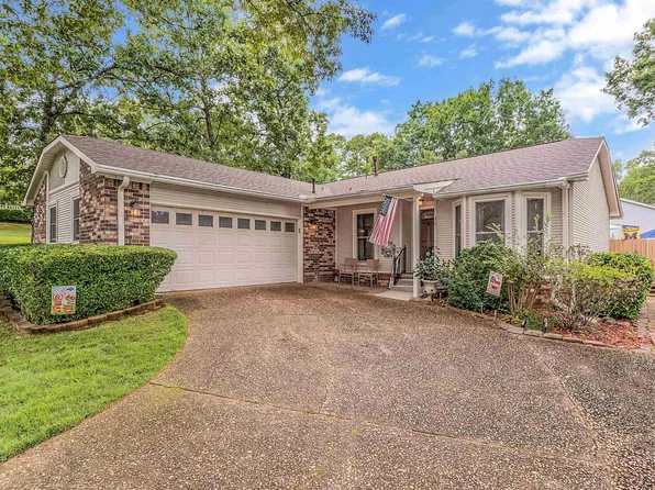 30 Ophelia Dr, Maumelle, AR 72113