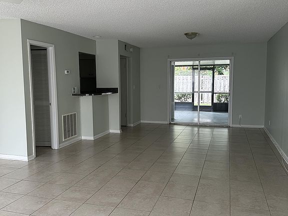 5th image of 695 A1a N Unit 30
