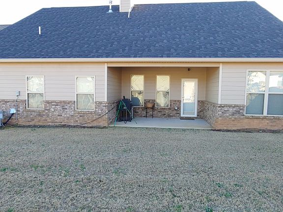 3rd image of 1913 Weatherstaff Ln
