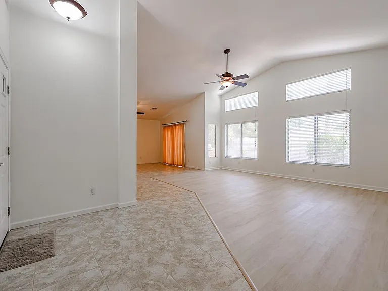 3081 N 148th Ave — Photo 23