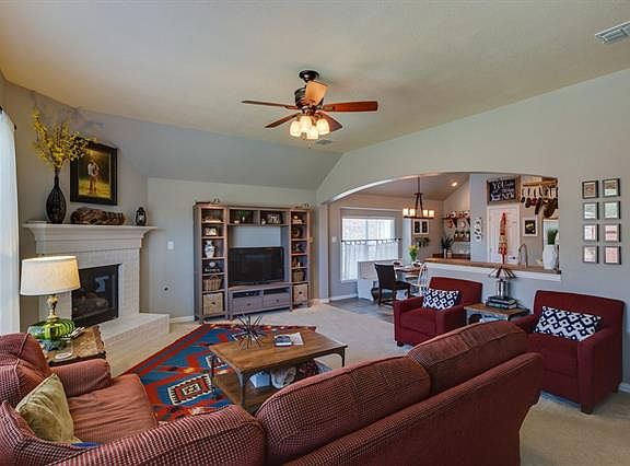 5th image of 10406 Saint Georges Dr