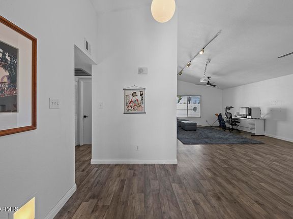 3rd image of 1804 W KIOWA Circle