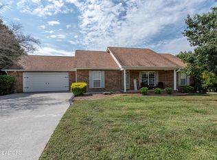 1901 Star Dust Way, Walland, TN 37886