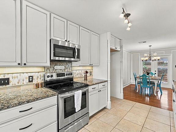 4th image of 3232 Prince Ct