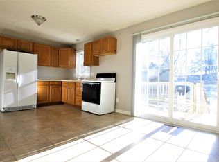 12627 C St, Omaha, NE 68144