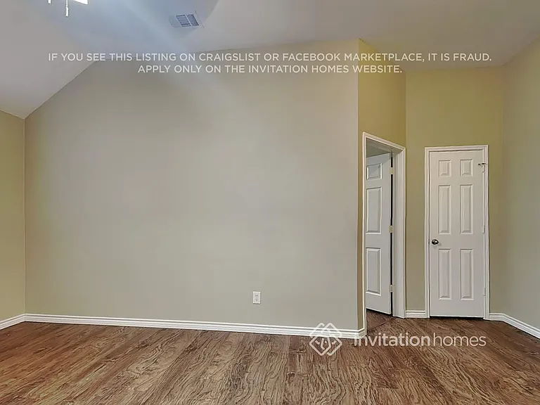 510 Maplewood Dr — Photo 8