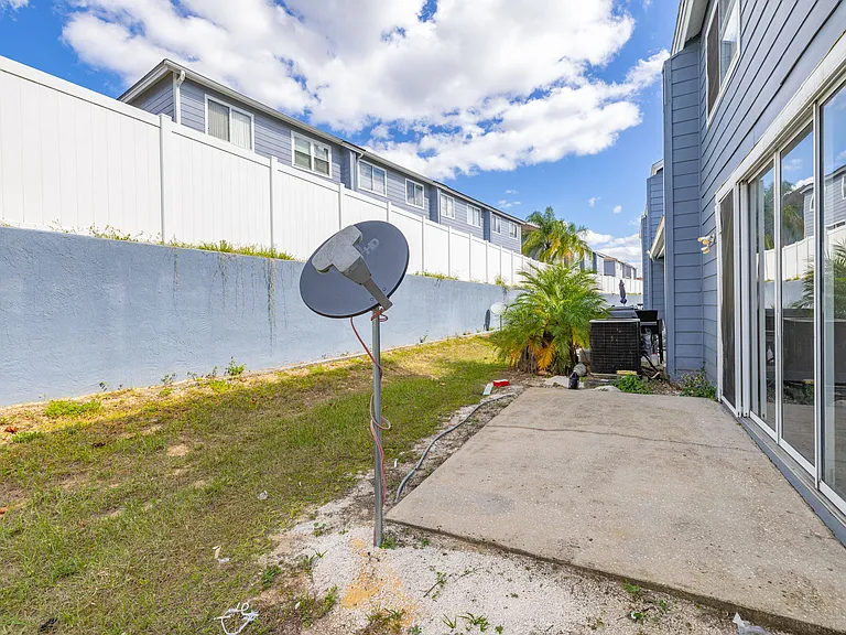 142 Mango Dr — Photo 30