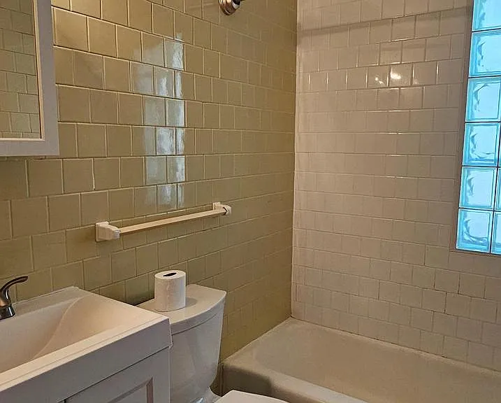 204 E Whitlock Ave — Photo 12