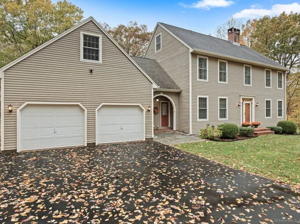 82 Harvest Wood Lane, Haddam, CT 06441