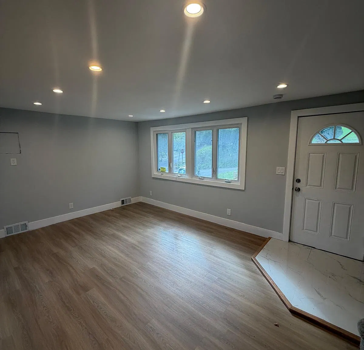 3 bed, $4,000 — Photo 3