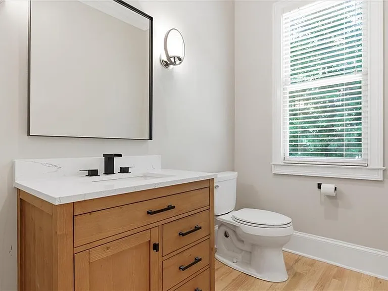 1247 Manor Oaks Ct — Photo 13