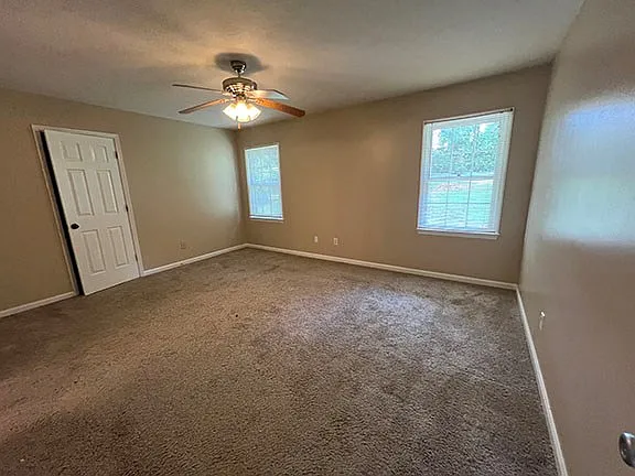 6336 Abbey Dr — Photo 10