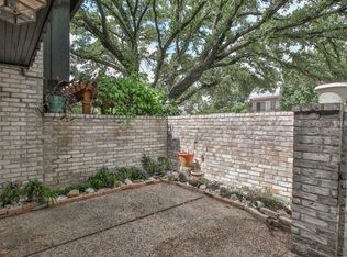 2009 Stoney Brook Dr #9-A, Houston, TX 77063