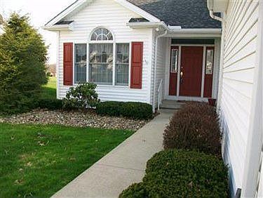 2nd image of 280 Cranberry Ct