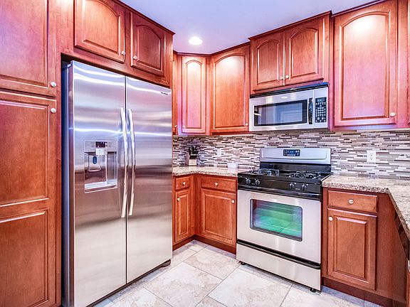3rd image of 5350 E Deer Valley Dr Unit 2245