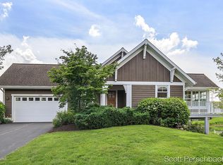 5360 Prairie Home Dr SE, Grand Rapids, MI 49546