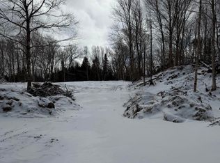 1 J W McCulloch Rd #25, Pictou, NS B2H 5C8