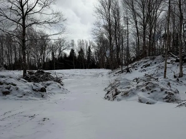 1 J W McCulloch Rd #25, Pictou, NS B2H 5C8