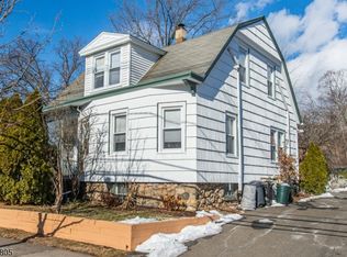 37 Rea Ave, Hawthorne, NJ 07506
