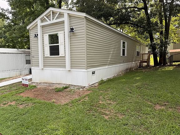 3rd image of 500 Webster Rd #172
