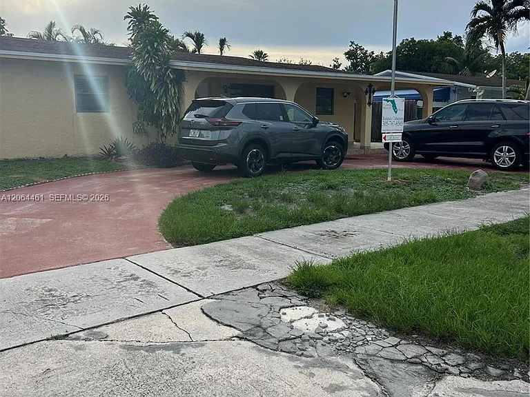 19710 NW 51st Ave — Photo 10