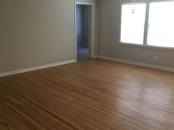 5th image of 3309 32nd St #1