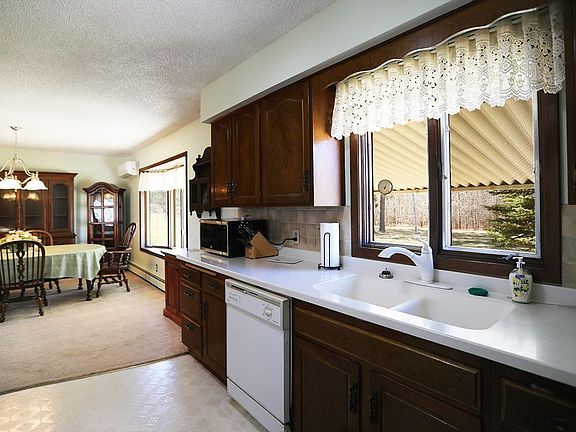 5th image of 4331 Golf Course Rd