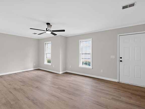 2nd image of 536 Kenton Dr