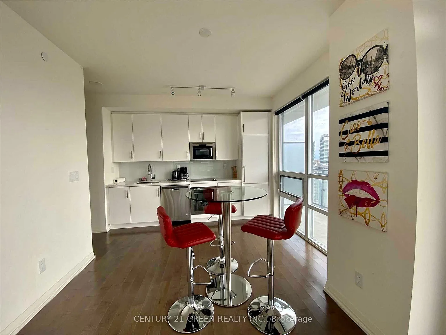 1 bed, $2,700 — Photo 2