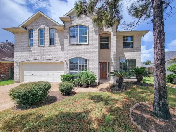 11333 Easton Springs Dr, Pearland, TX 77584