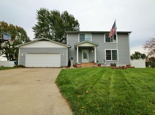 1402 Bluffview Ln, Grand Blanc, MI 48439