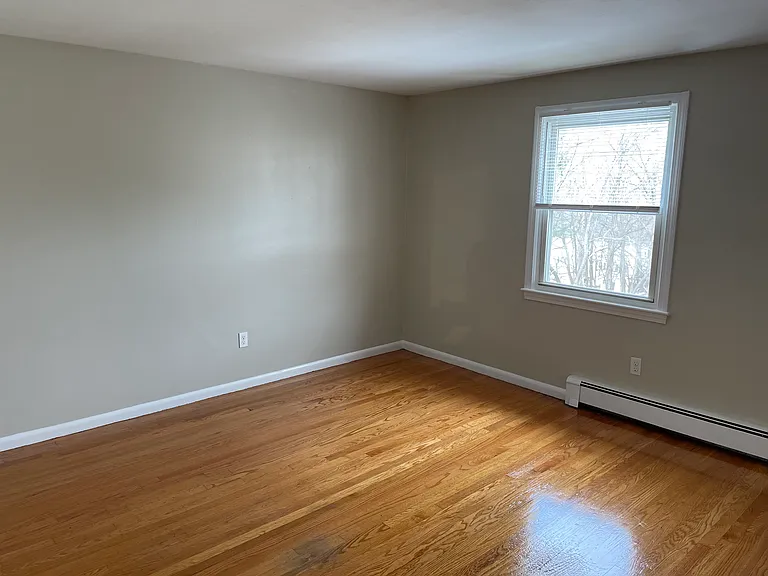 255 Nesmith St #10 — Photo 5