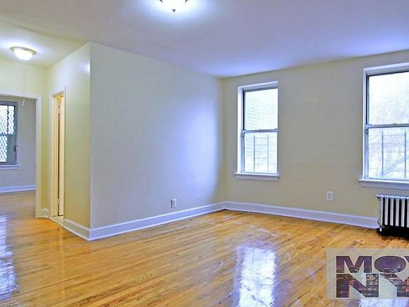 2nd image of 1630 Undercliff Ave APT B6