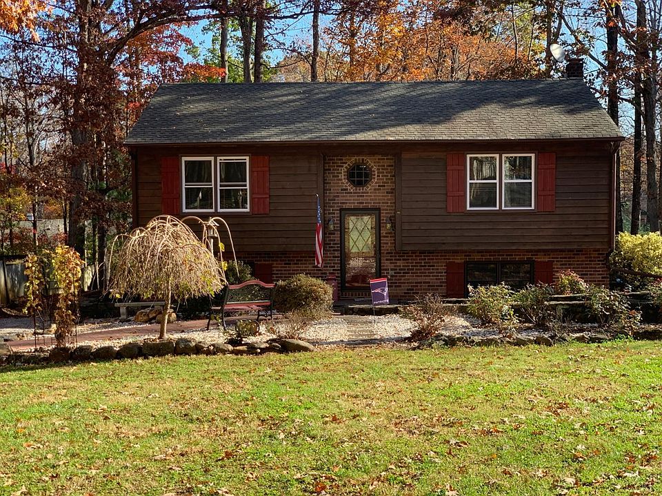 1st image of 105 Jefferson Woods Dr