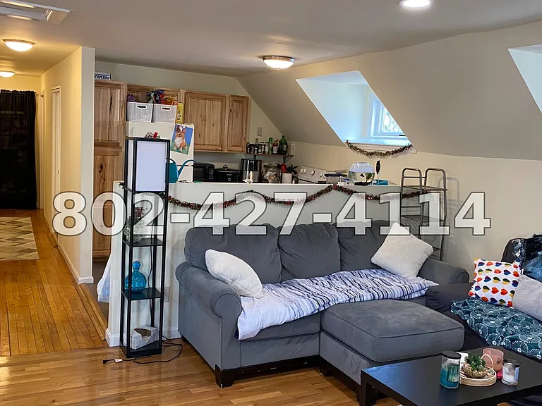 5987 Memorial Dr #2 — Photo 8