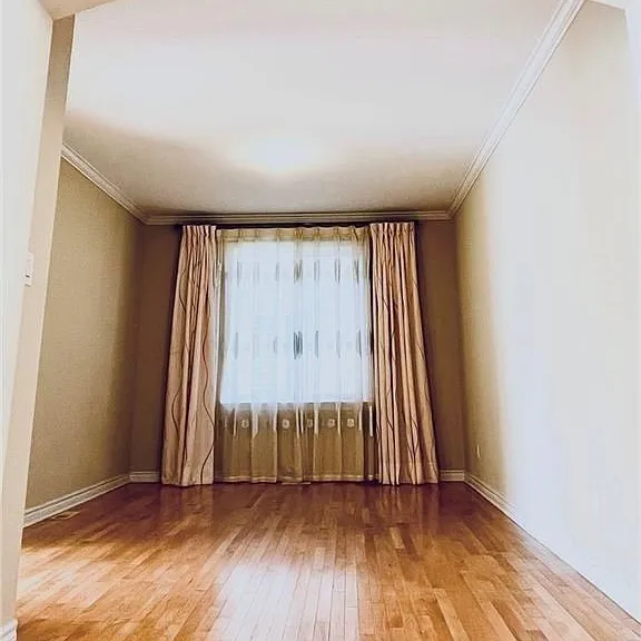 195 Keyrock Dr — Photo 11