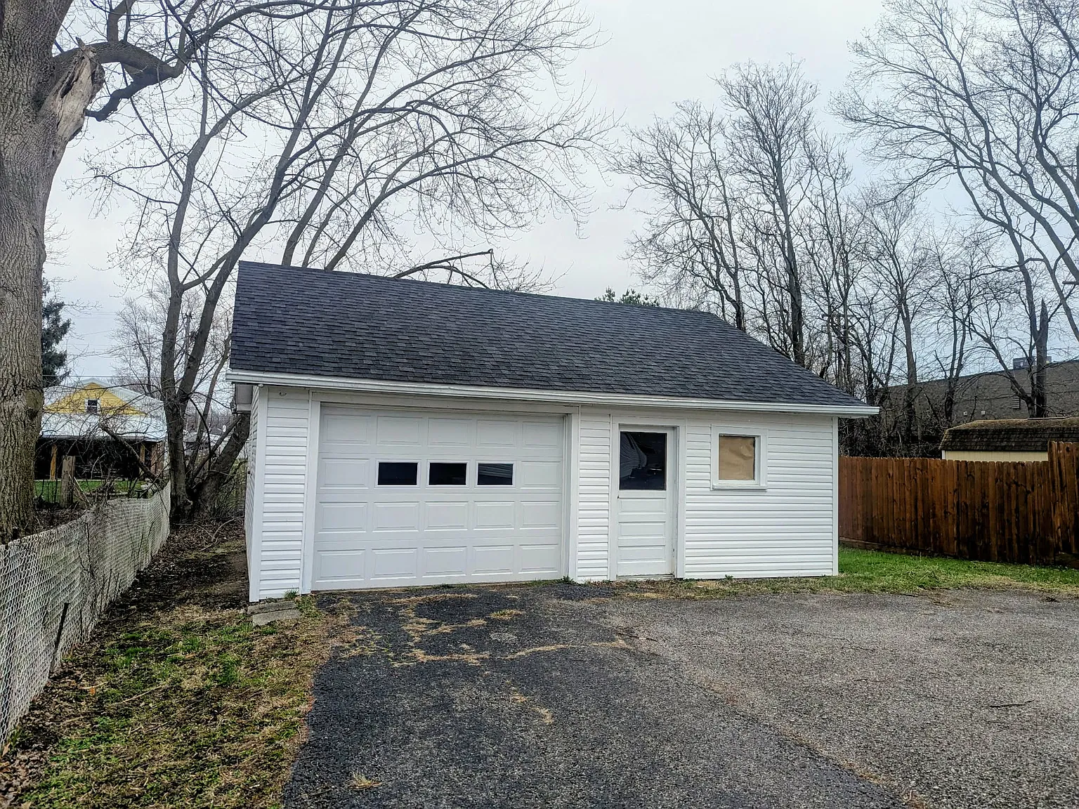 2 bed, 672 sqft, $1,000 — Photo 2