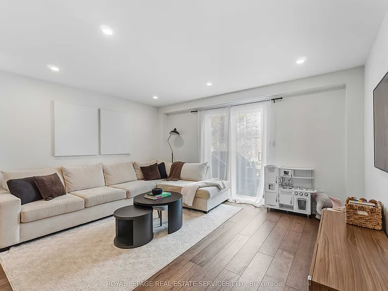 13 Newell Ct — Photo 11